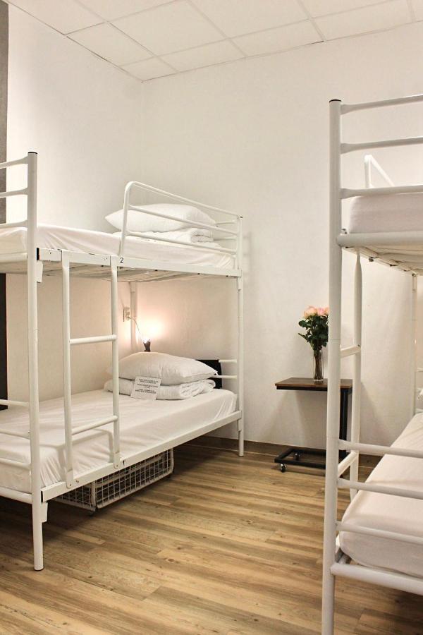 Warsaw Hostel Centrum Private Rooms & Dorms Bagian luar foto