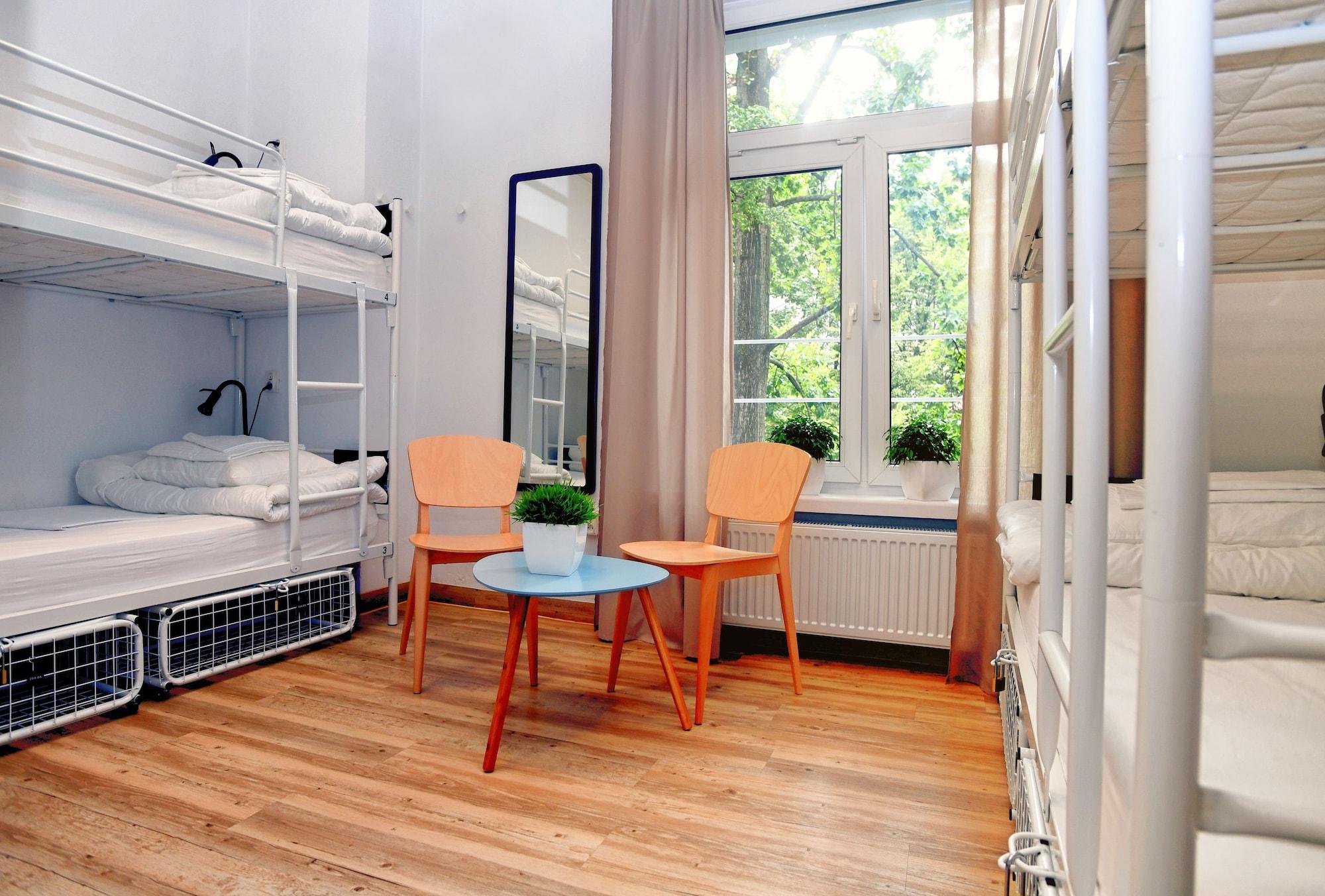 Warsaw Hostel Centrum Private Rooms & Dorms Bagian luar foto